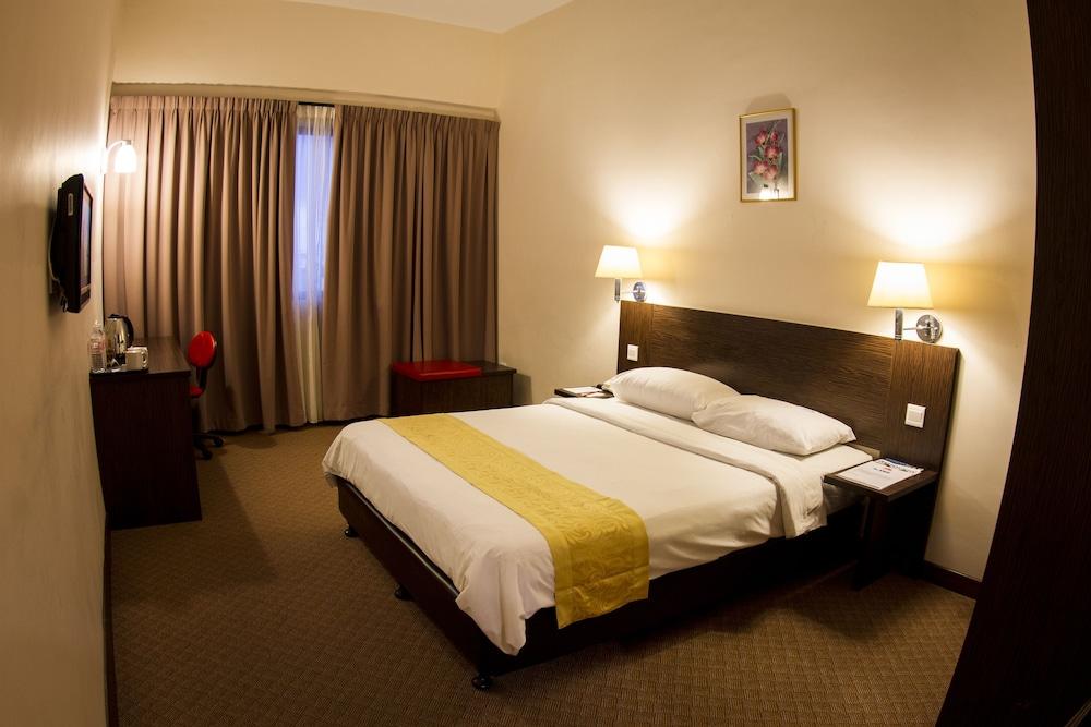 Hotel Tanjong Vista Kuala Terengganu Buitenkant foto