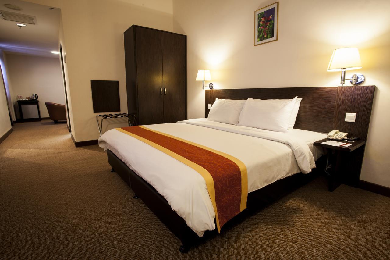 Hotel Tanjong Vista Kuala Terengganu Buitenkant foto